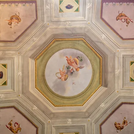 Ricasoli Frescoes Apartment